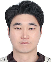 감독