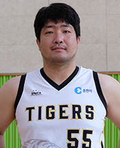 김우경